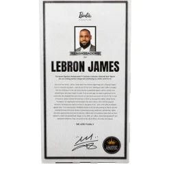 Barbie Signature Muñeco Kenbassador Coleccionable de Lebron James con Conjunto de Chaqueta Universitaria y Accesorios><noscript><img width=