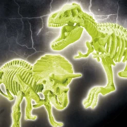 Ciencia y juego Arqueojugando T-Rex y Triceraptors><noscript><img width=