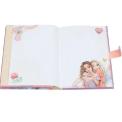 Topmodel Diario con Código Secreto><noscript><img width=
